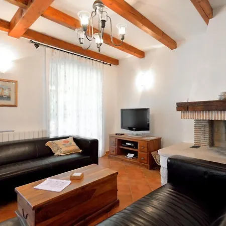 Maslinova Grana By Interhome