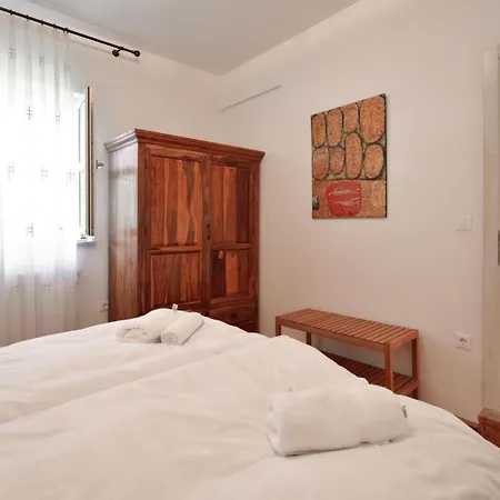Nyaraló Maslinova Grana By Interhome Tar-Vabriga
